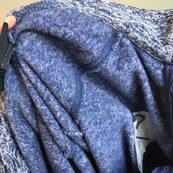 SUPER SOFT sweater with lacrosse sticks - Picture 7 of 8